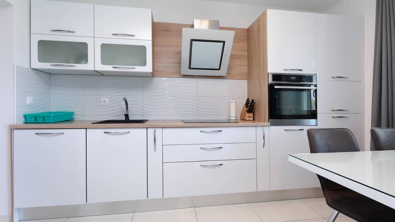 Apartmani "Villa Barbara" Novalja Buitenkant foto