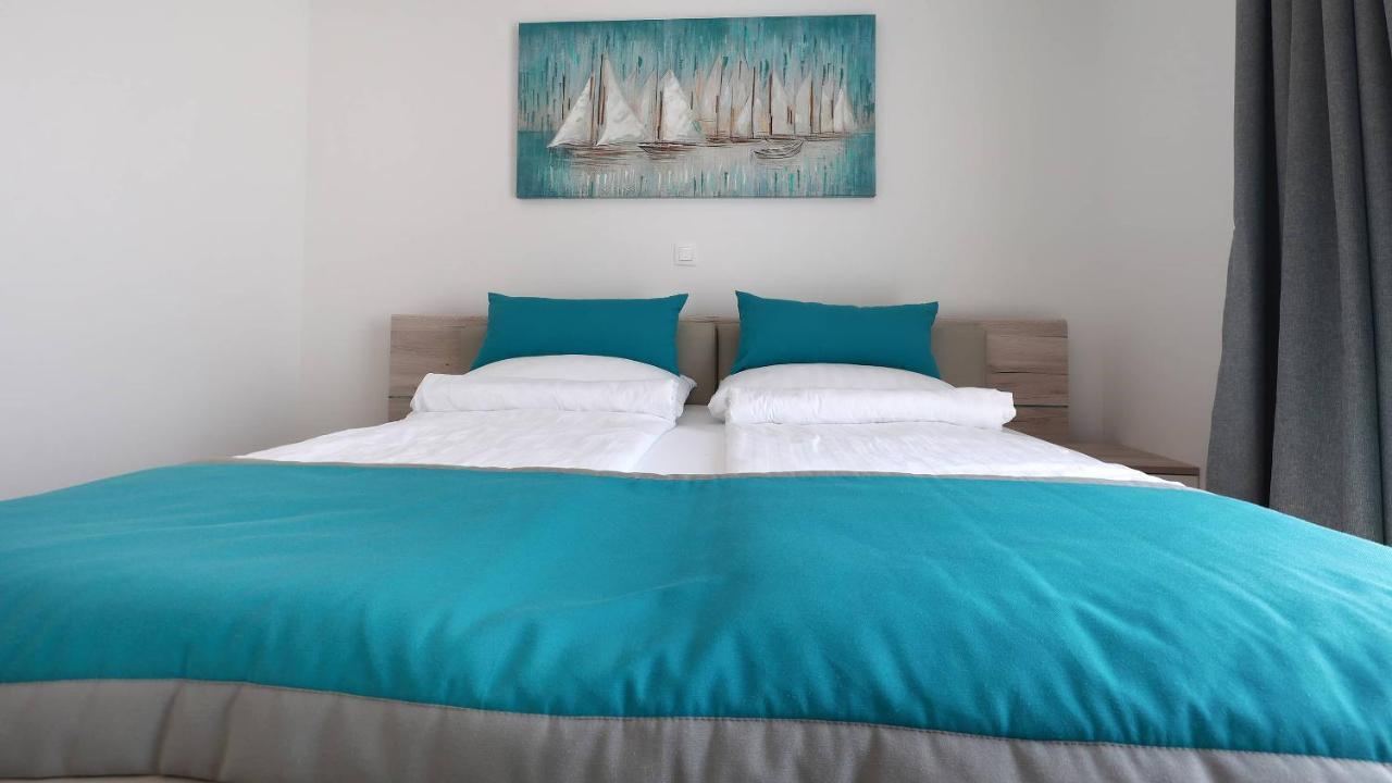 Apartmani "Villa Barbara" Novalja Buitenkant foto