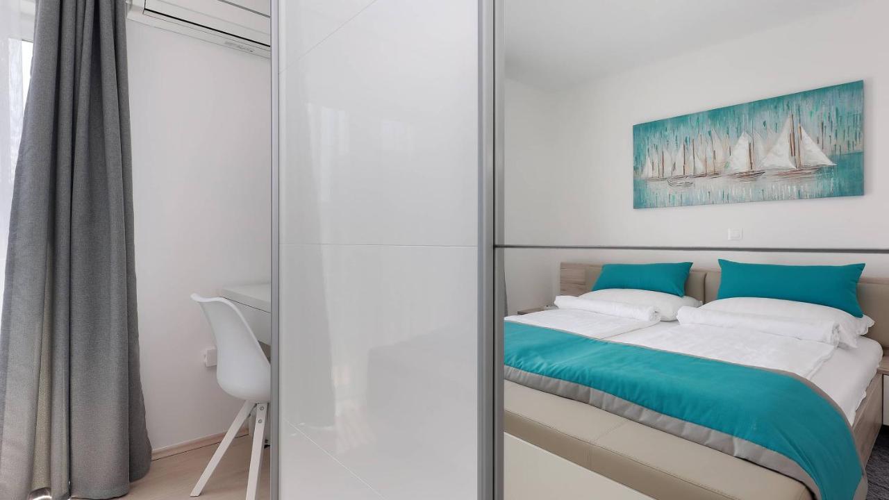 Apartmani "Villa Barbara" Novalja Buitenkant foto